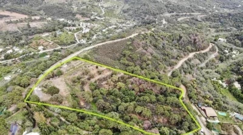 Málaga - Estepona - 14670m2