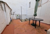 Отдельно стоящий дом с участком на продажу в городе Tossa de Mar Фото