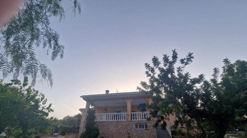 Valencia - Chiva - 6000m2