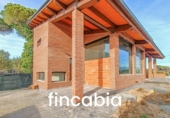 Detached villa with land for sale on España, Sils, ref: TR380099 photo