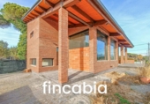 Detached villa with land for sale on España, Sils, ref: TR380099 photo