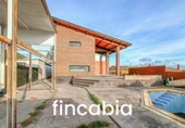 Detached villa with land for sale on España, Sils, ref: TR380099 photo