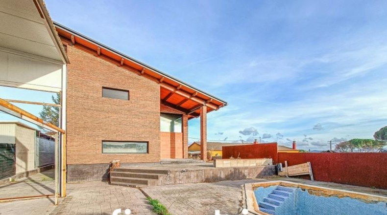 Gerona - Sils - 675m2