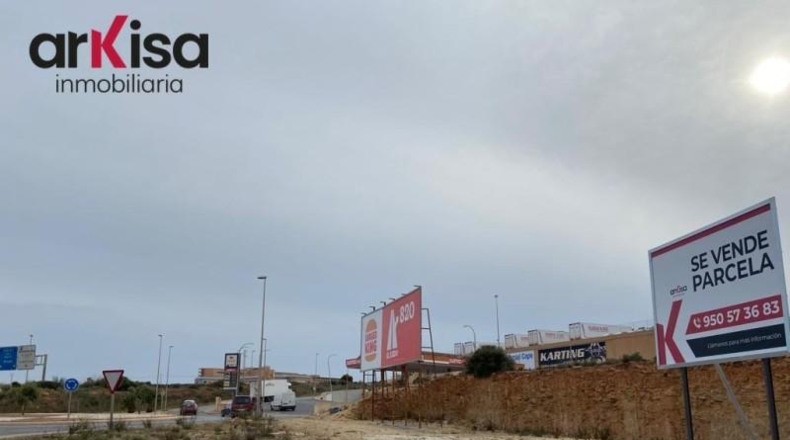 Almeria - El Ejido - 1977m2