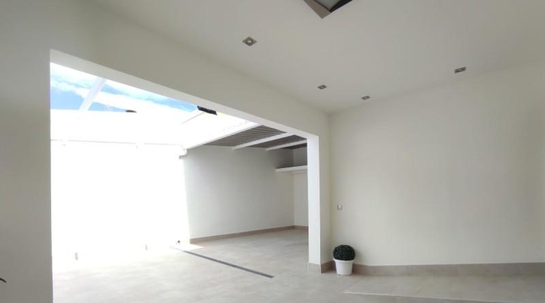 Аликанте - Pinoso - 208m2