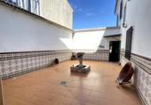 Xalet independent amb terreny en venda a la España, Villanueva de Algaidas, ref.: TR141773 foto