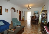 Casa de camp amb terreny en venda a la España, Canillas de Aceituno, ref.: TR133998 foto