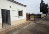 Chalet independiente con terreno en venta en la España, Orihuela, ref: TR376169 foto