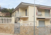 Chalet independiente con terreno en venta en la España, Calafell, ref: TR263404 foto