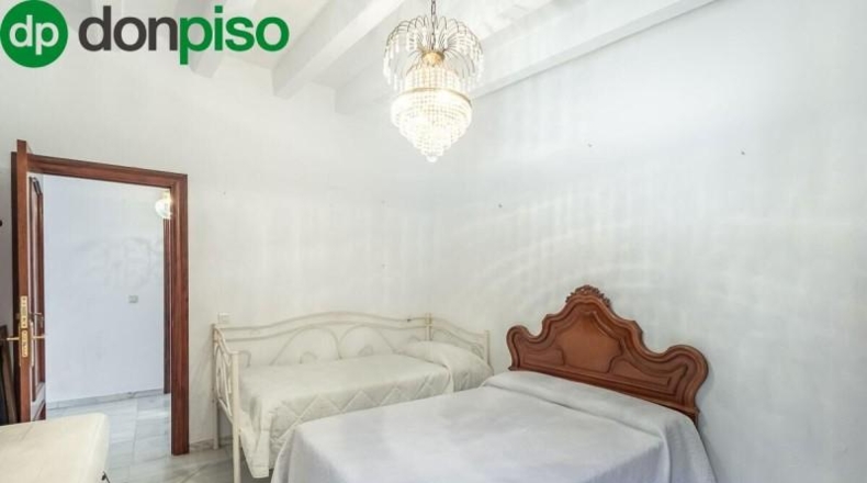 Granada - Fonelas - 600m2