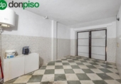 Chalet independiente con terreno en venta en la España, Fonelas, ref: TR265682 foto