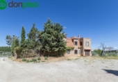 Chalet independiente con terreno en venta en la España, Fonelas, ref: TR265682 foto