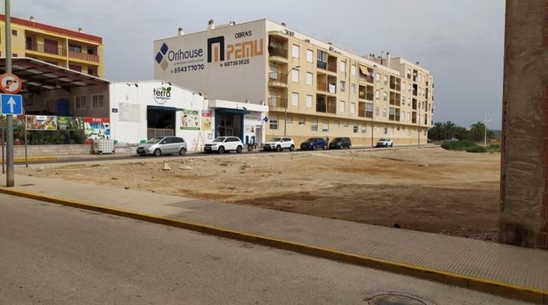 Alicante - Albatera - 547m2