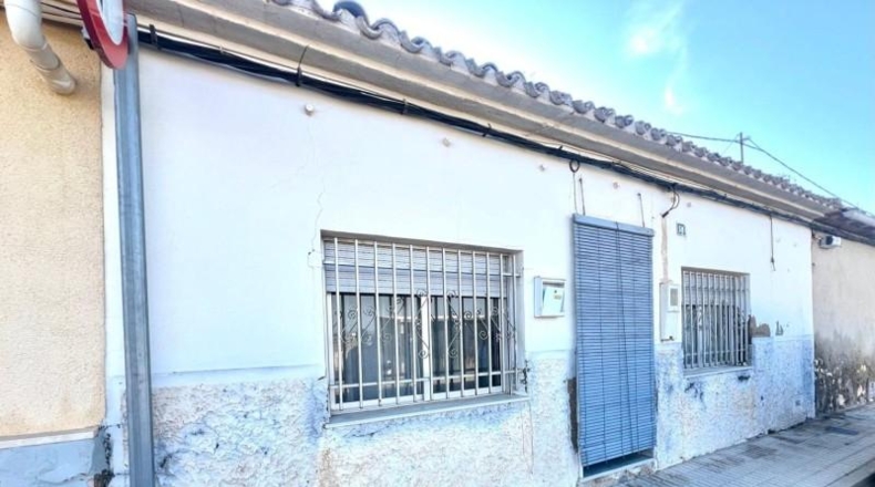 Alicante - Dolores - 690m2