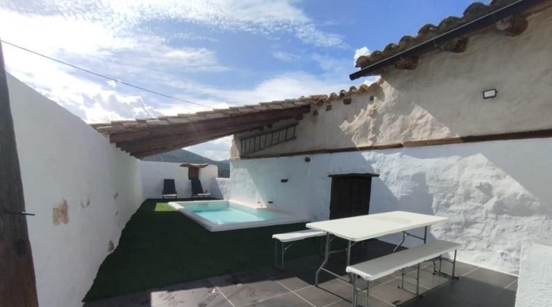 Teruel - Peñarroya de Tastavins - 417m2
