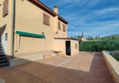 Chalet independiente con terreno en venta en la España, Jaén, ref: TR150031 foto