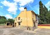 Xalet independent amb terreny en venda a la España, Ontinyent, ref.: TR141759 foto
