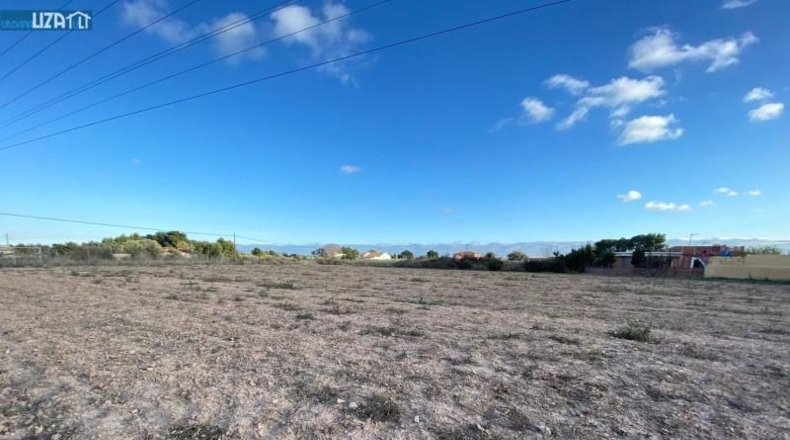 Alicante - San Vicente del Raspeig - 10200m2