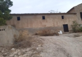 Chalet independiente con terreno en venta en la España, Monóvar, ref: TR146065 foto