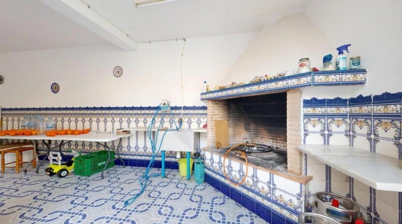 Valencia - Chiva - 372m2