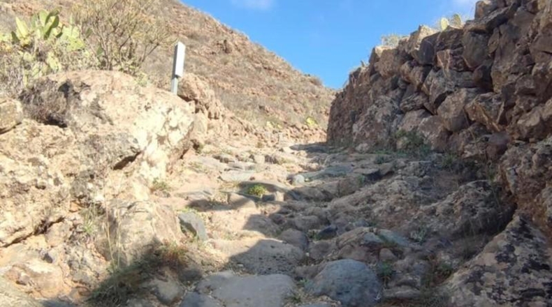 Santa Cruz de Tenerife - Guía de Isora - 13110m2