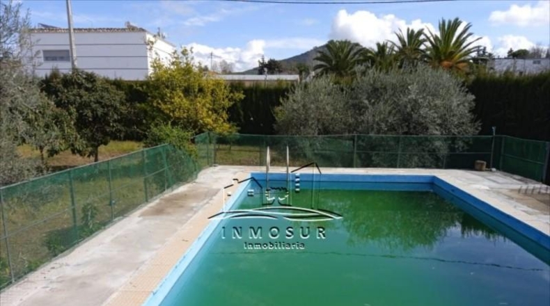 Córdoba - Lucena - 5000m2