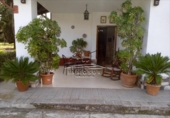Chalet independiente con terreno en venta en la España, Lucena, ref: TR194531 foto
