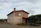 Casa de camp amb terreny en venda a la España, Lardero, ref.: TR314887 foto