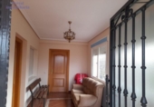 Casa de camp amb terreny en venda a la España, Lardero, ref.: TR314887 foto