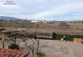 Casa de camp amb terreny en venda a la España, Lardero, ref.: TR314887 foto