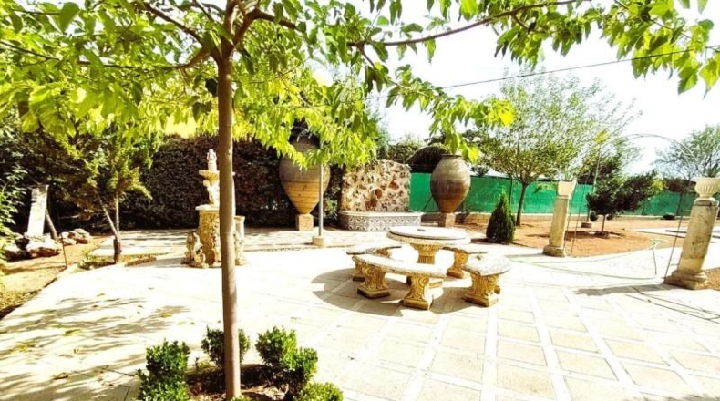 Ciudad Real - Valdepeñas - 2800m2