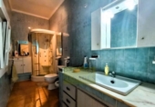 Chalet independiente con terreno en venta en la España, Ontinyent, ref: TR346408 foto