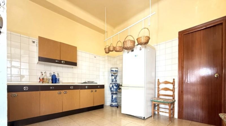 Кордова - Puente Genil - 704m2