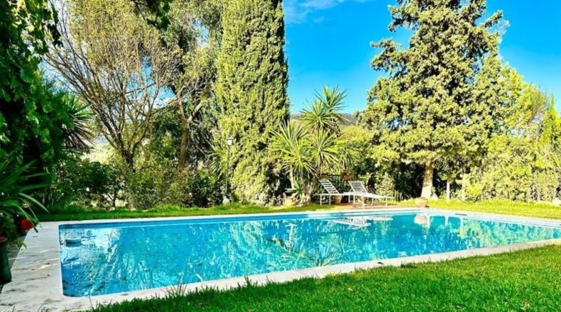 Córdoba - Carcabuey - 3100m2