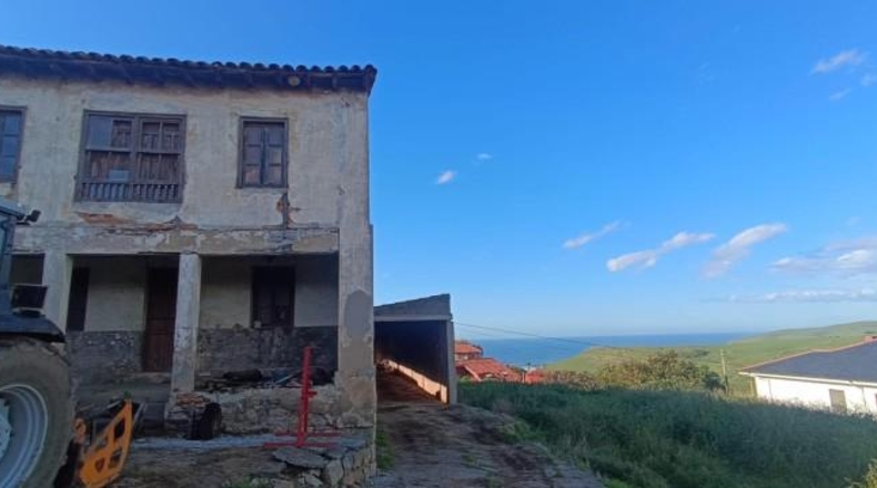 Cantabria - Santillana del Mar - 2138m2
