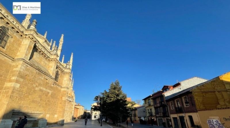 León - León - 215m2