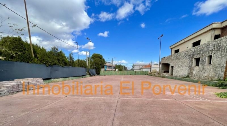 Valencia - Torrent - 528m2