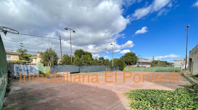 Valencia - Torrent - 528m2