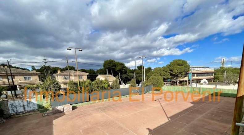 Valencia - Torrent - 528m2