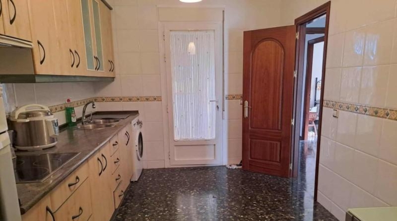 Badajoz - Montijo - 350m2