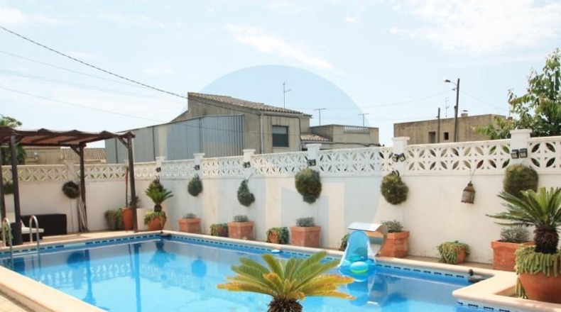 Tarragona - Deltebre - 721m2