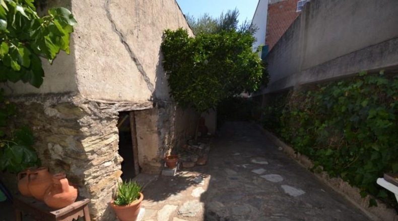 Cáceres - Malpartida de Plasencia - 820m2