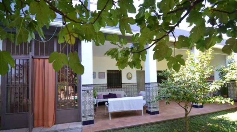 Cáceres - Malpartida de Plasencia - 820m2