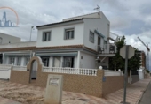Xalet independent amb terreny en venda a la España, Los Alcázares, ref.: TR343376 foto