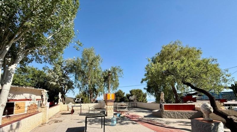 Almería - Enix - 4500m2