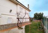 Xalet independent amb terreny en venda a la España, Castellanos de Villiquera, ref.: TR134707 foto