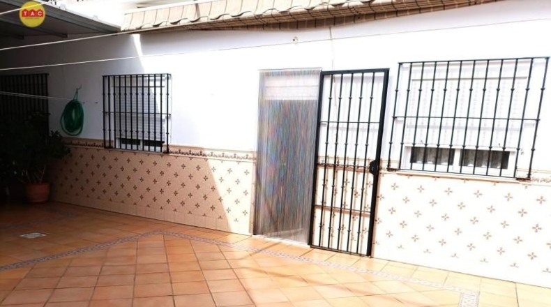 Granada - Ventas de Huelma - 187m2