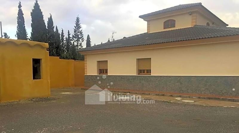 Almería - Albox - 1790m2