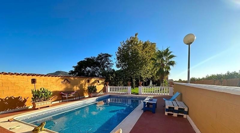 Badajoz - Mérida - 3000m2