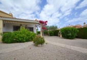 Chalet independiente con terreno en venta en la España, Deltebre, ref: TR162079 foto